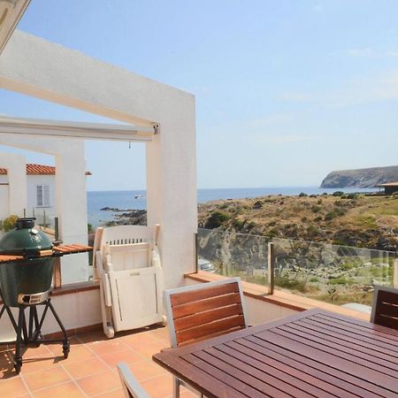 Beachfront Duplex With Terrace And Sea Views - Cadaqués Extérieur photo