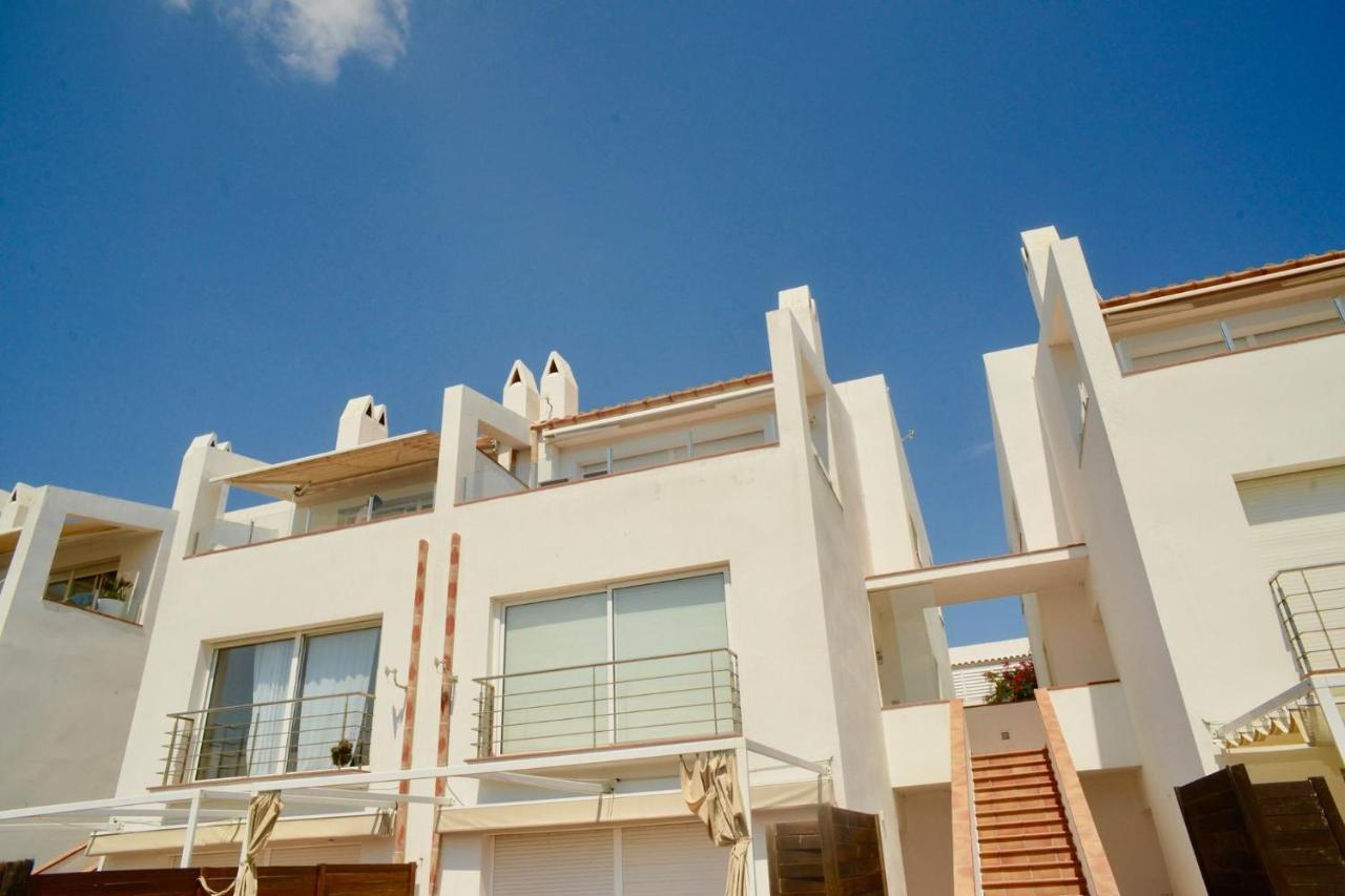 Beachfront Duplex With Terrace And Sea Views - Cadaqués Extérieur photo