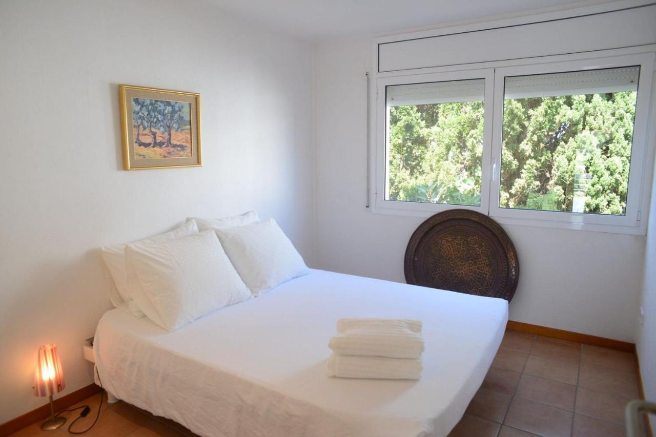 Beachfront Duplex With Terrace And Sea Views - Cadaqués Extérieur photo