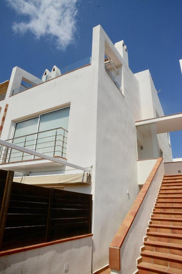 Beachfront Duplex With Terrace And Sea Views - Cadaqués Extérieur photo
